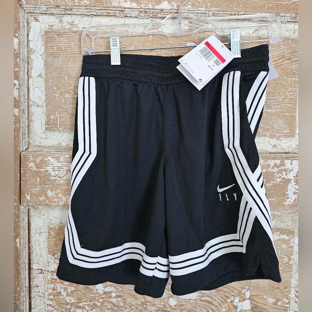 Nike Girls' Fly Crossover Training Shorts